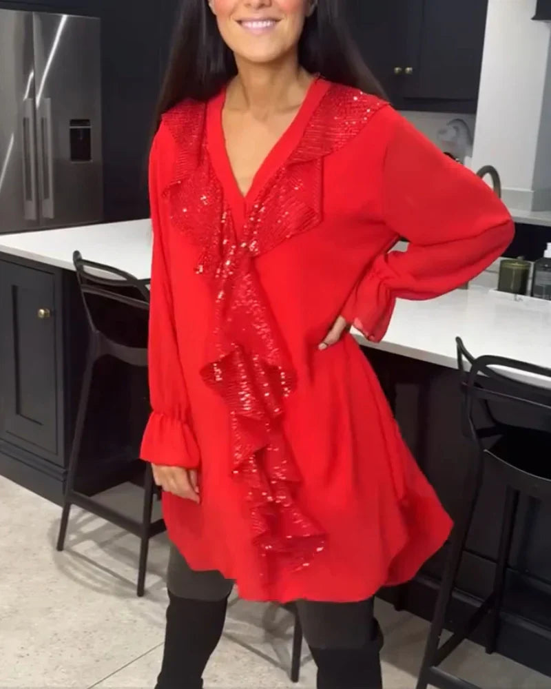 Ksenia – Elegant damebluse med flæsedetaljer