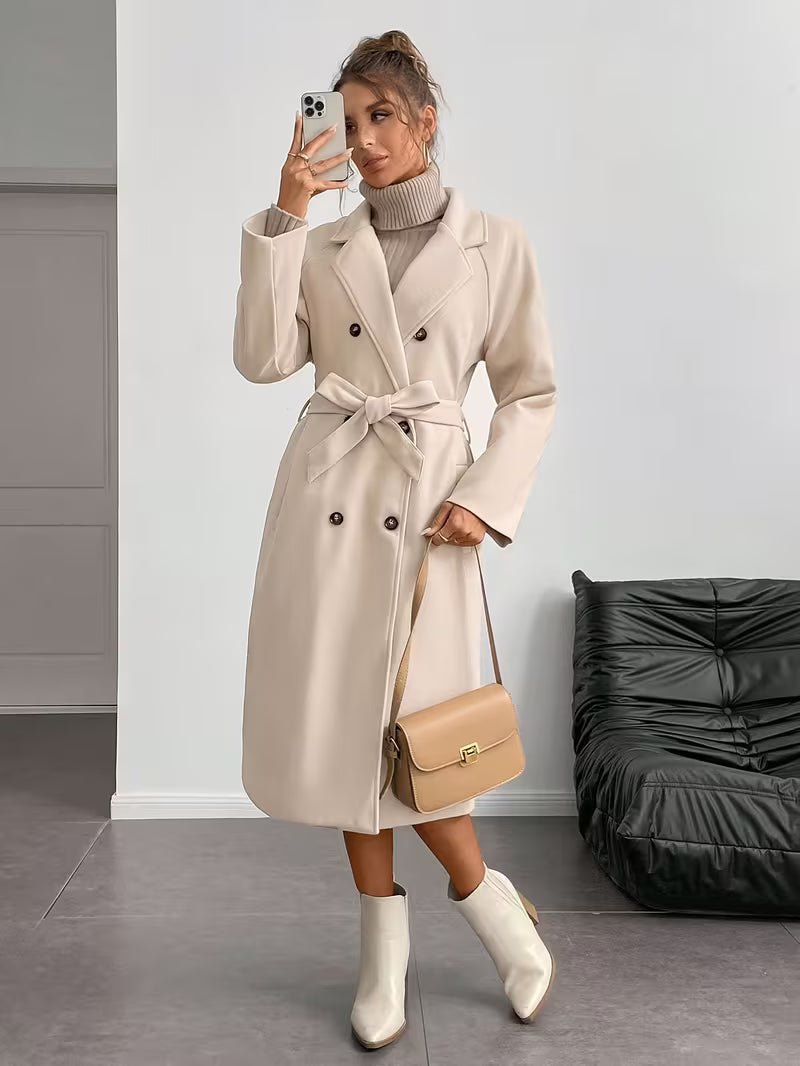 Ikonisk Beige Trenchcoat - Tidløs Elegance til Enhver Anledning