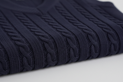Marinblå Cable Knit Sweater Vesta - tidlös elegans för alla tillfällen